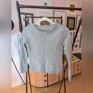Elegant Gray Star Women's Sweater